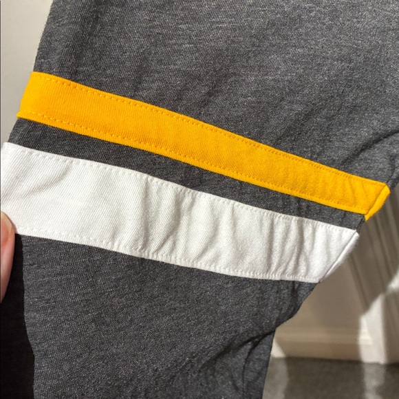 NFL🥳HP🥳Team Apparel Steelers Long Sleeve Shirt - Picture 3 of 6